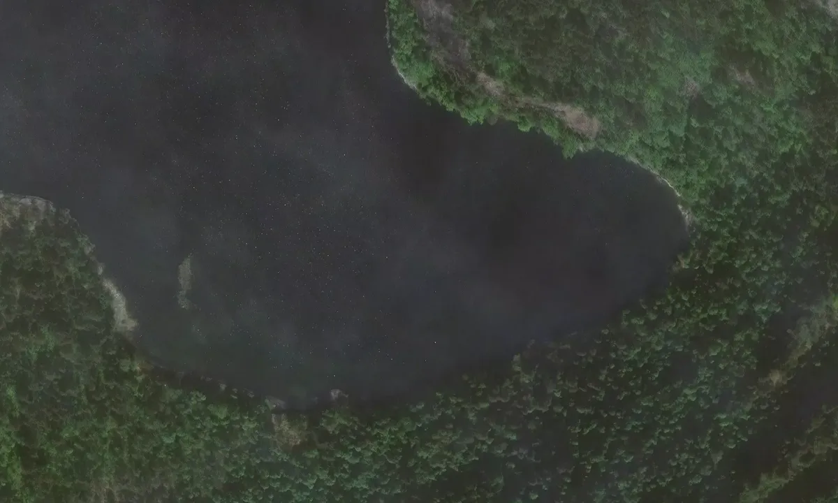 Satelite image of Follavika