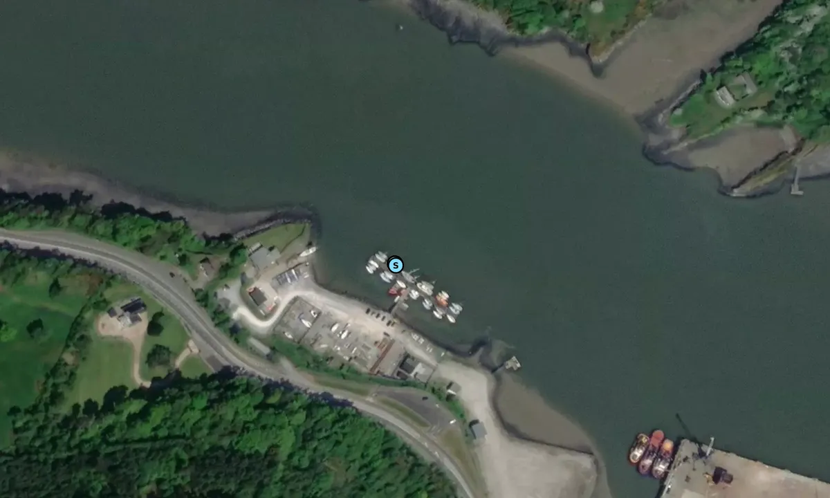 Satelite image of Foynes Yacht Club Pontoon