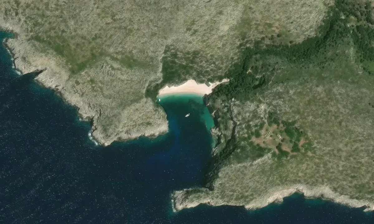 Satelite image of Grama Bay