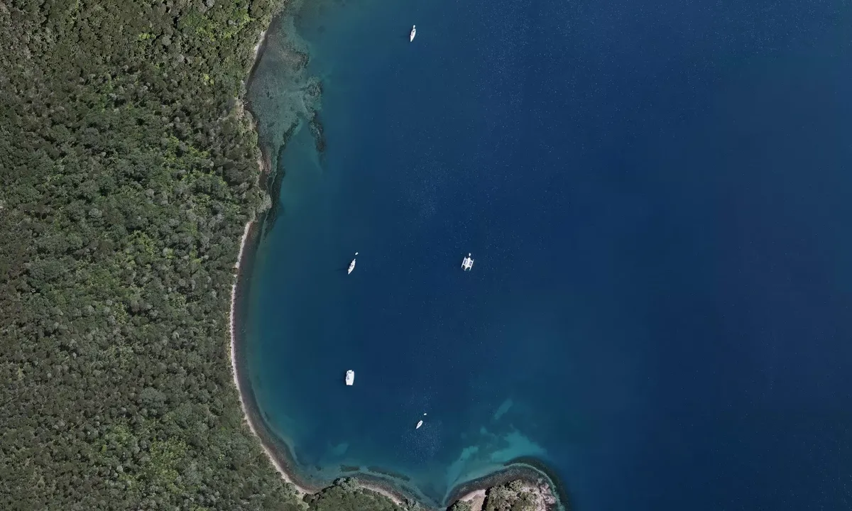 Satelite image of Graveyard Bay