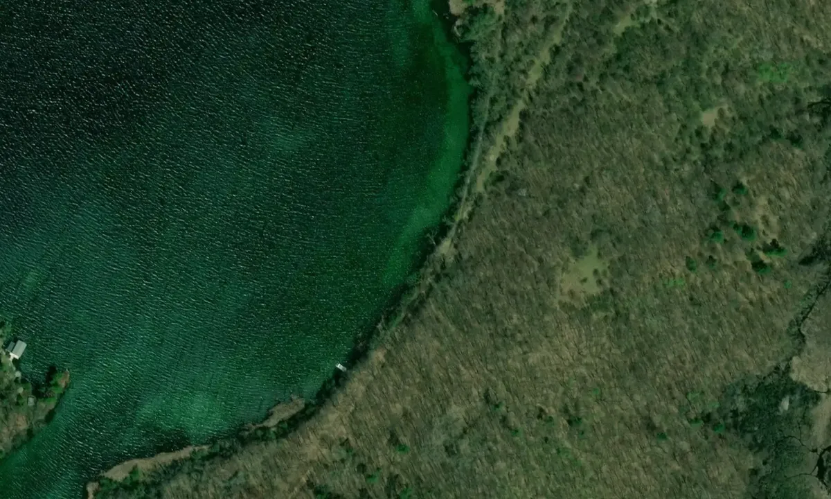 Satelite image of Grenadier North