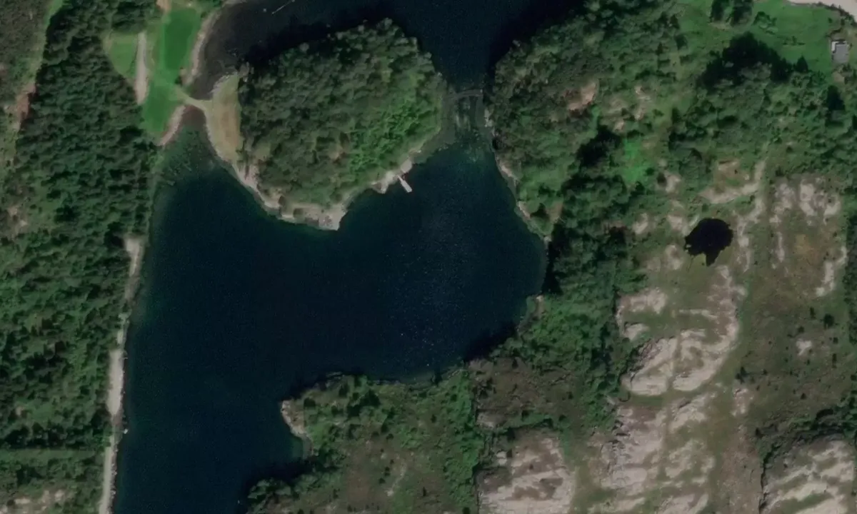 Satelite image of Gulen