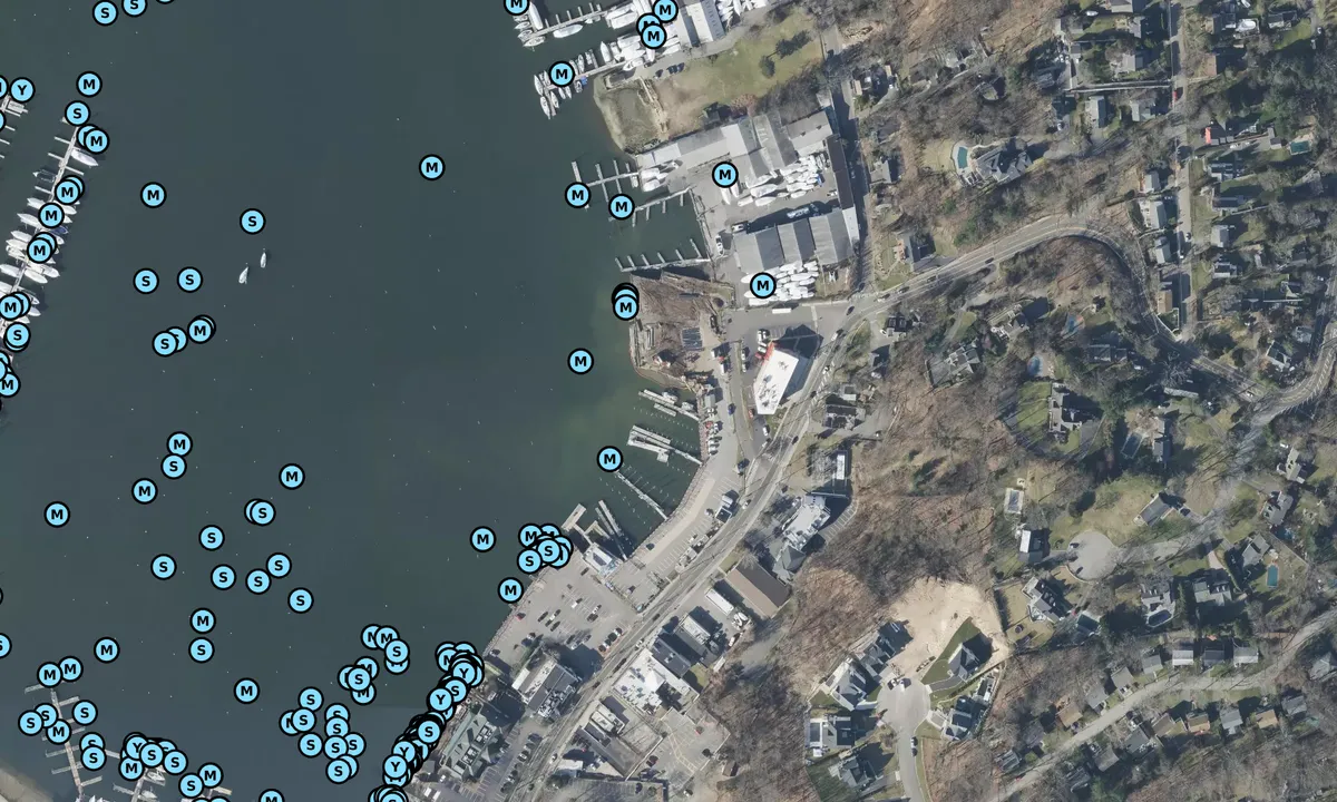 Satelite image of Halesite marina