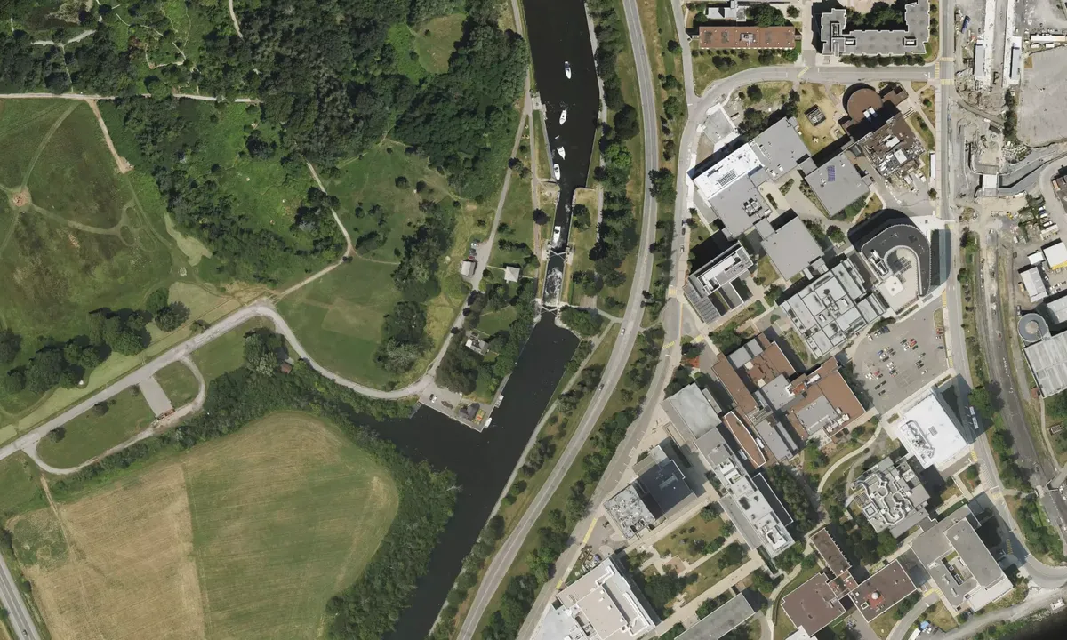 Satelite image of Hartwells Lock Upper Wall