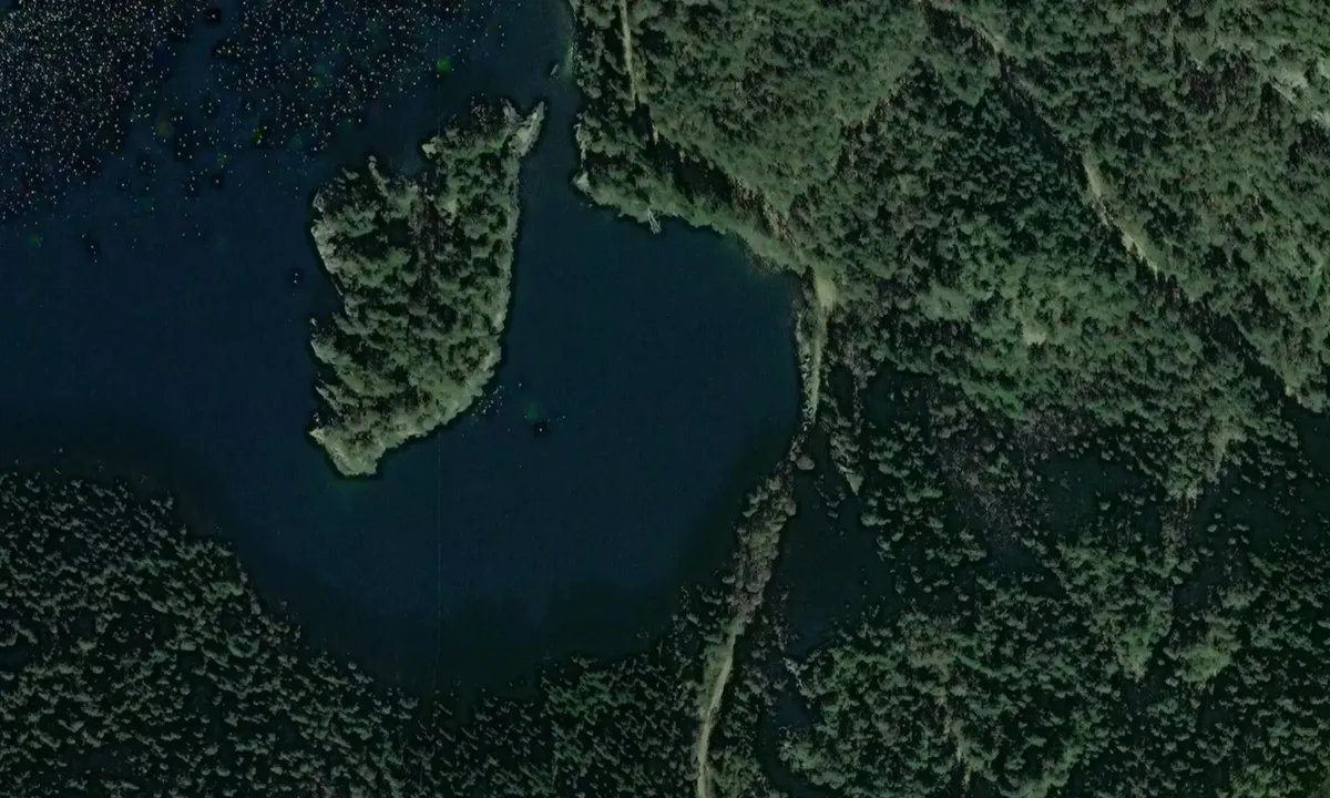 Satelite image of Hattvågsholmen