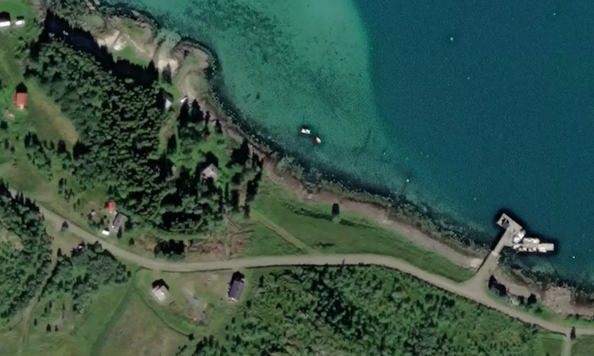 Satelite image of Helgenes kai