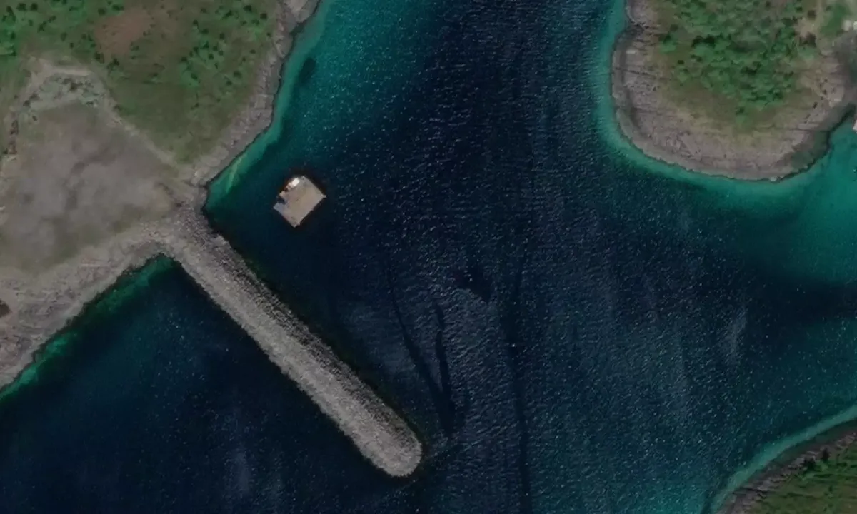 Satelite image of Helnessund