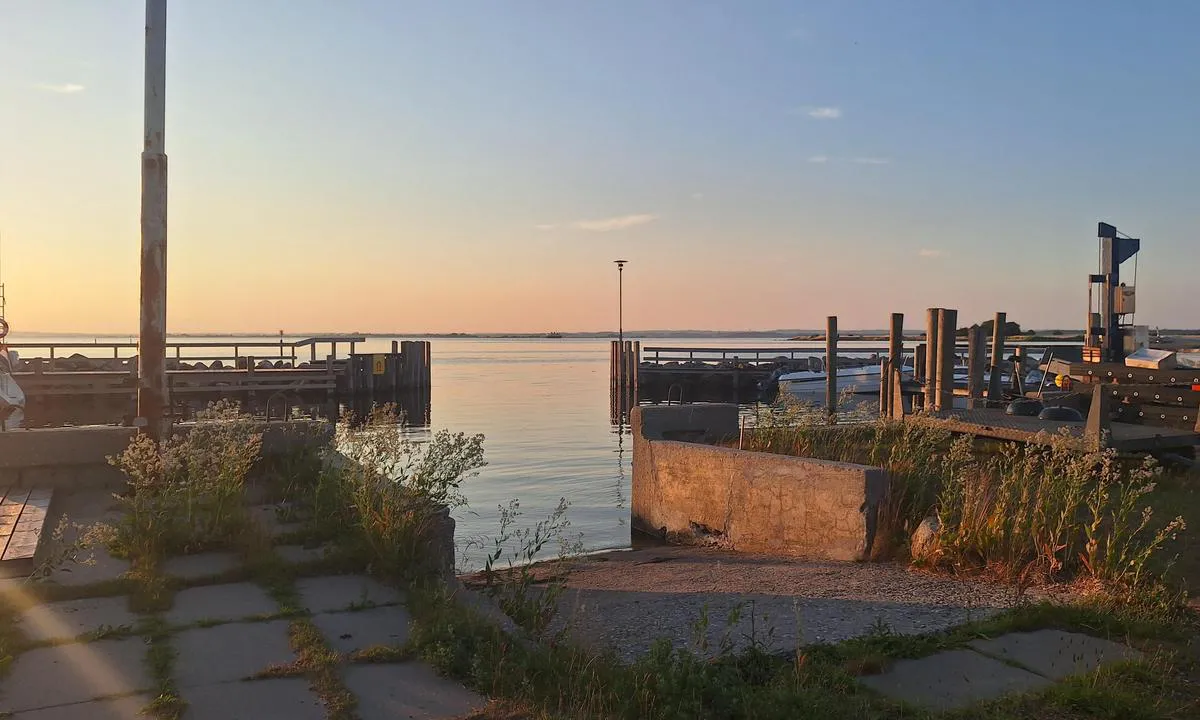 Hjortø Havn