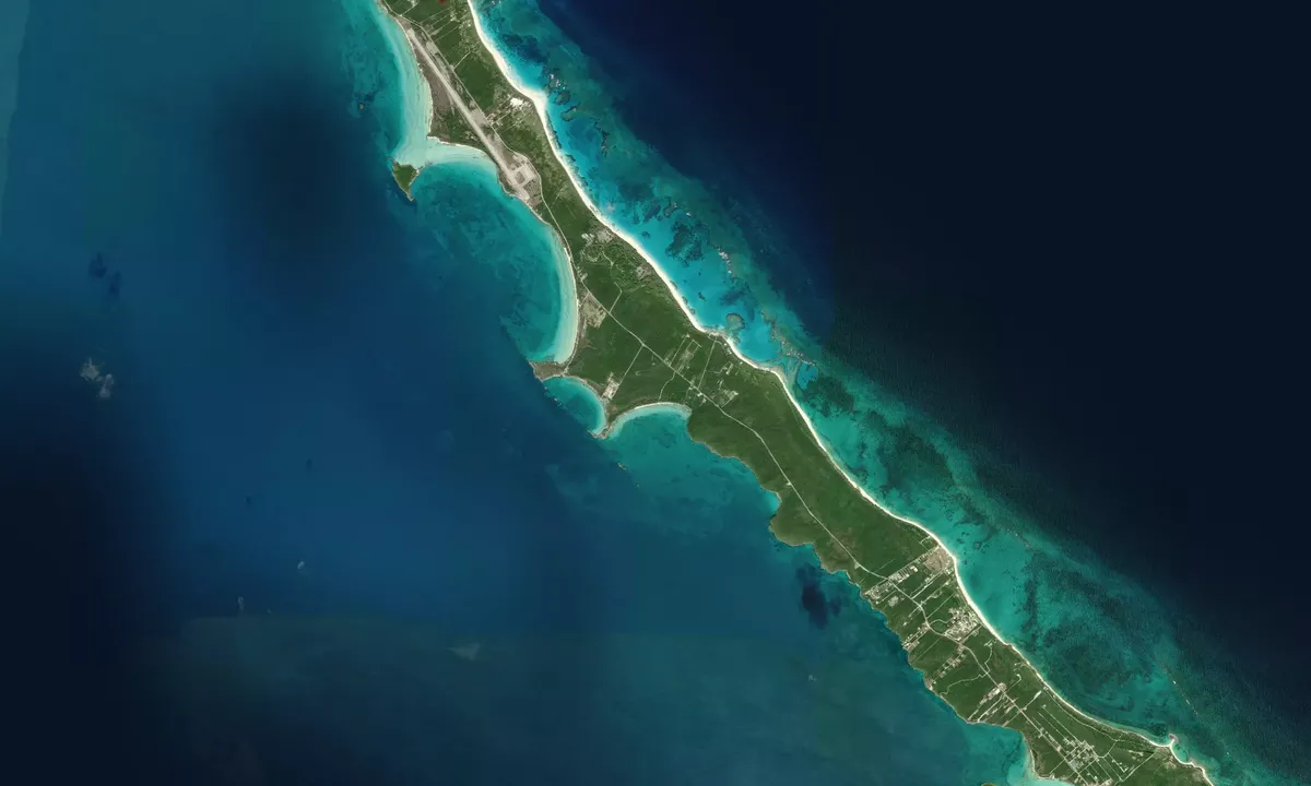 Flyfoto av Holmes Bay