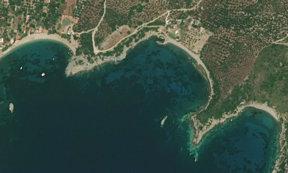 Flyfoto av Holy Saranda