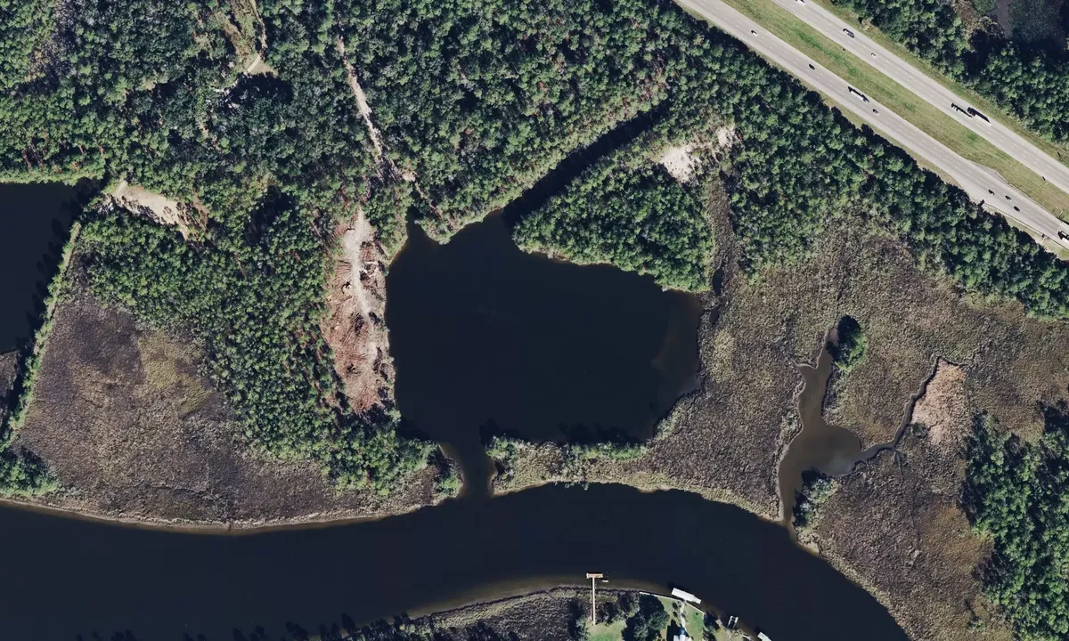 Satelite image of Hurricane Hole 1