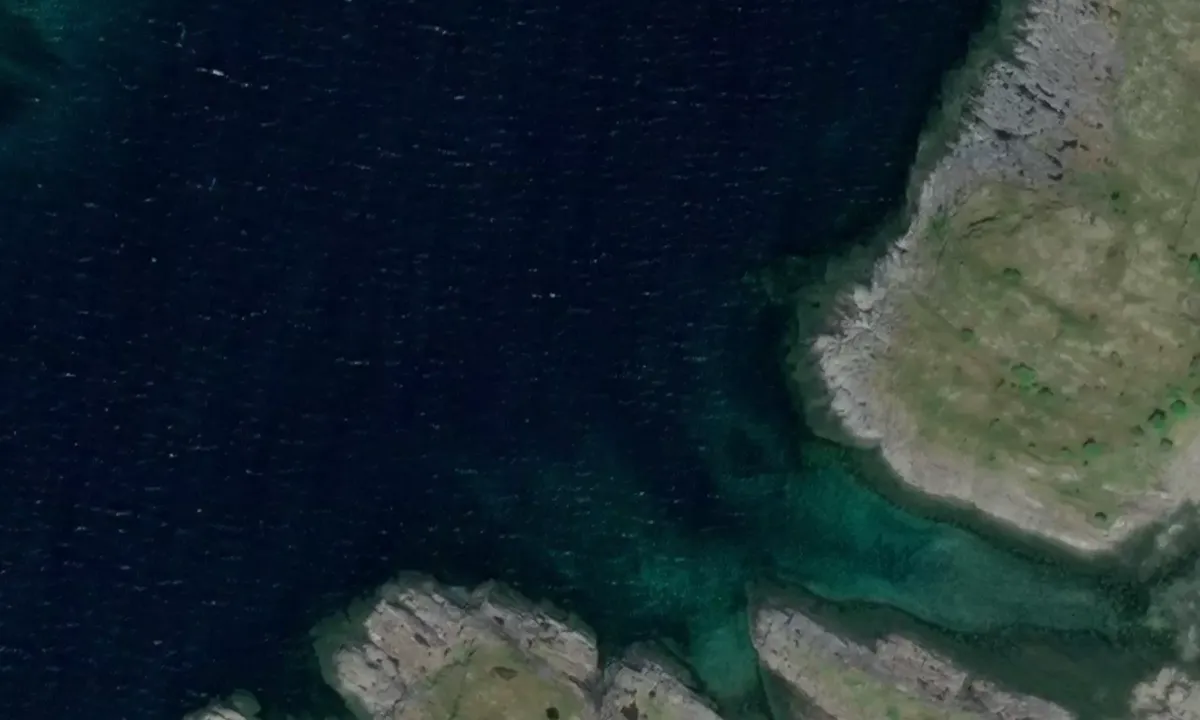 Satelite image of Husøya