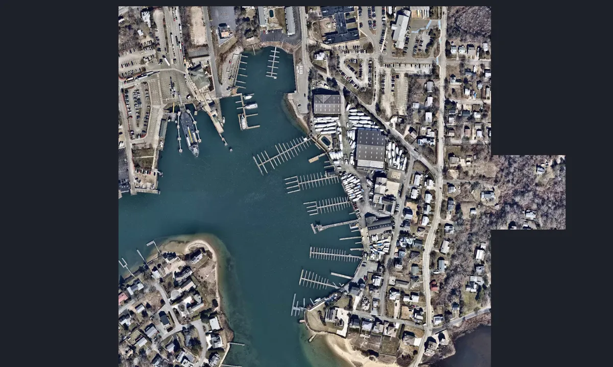 Flyfoto av Hyannis Marina