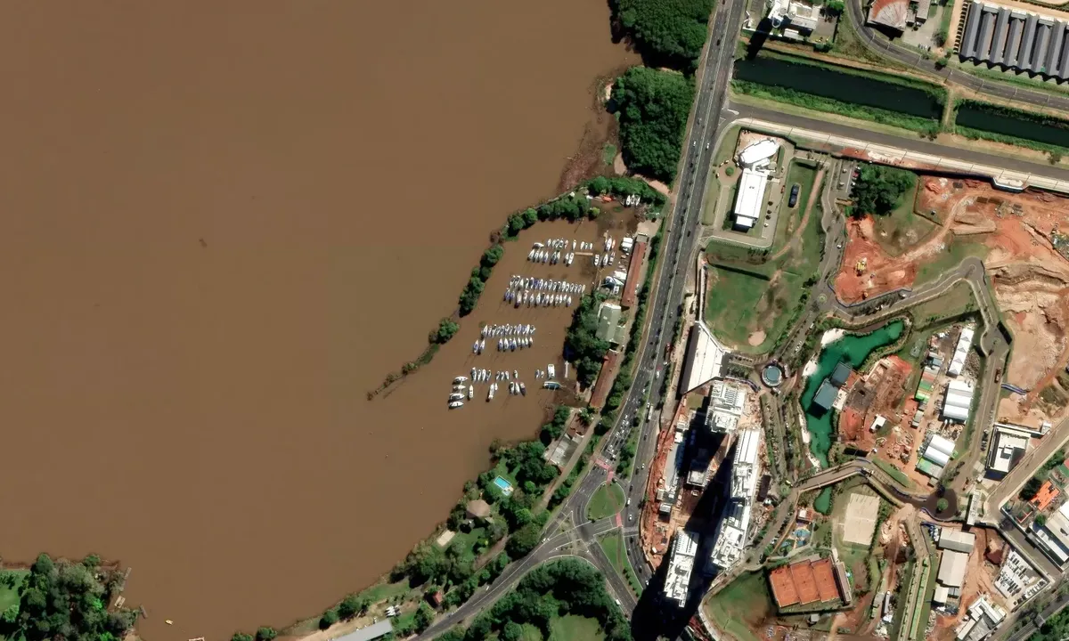 Satelite image of Iate Clube Guaíba