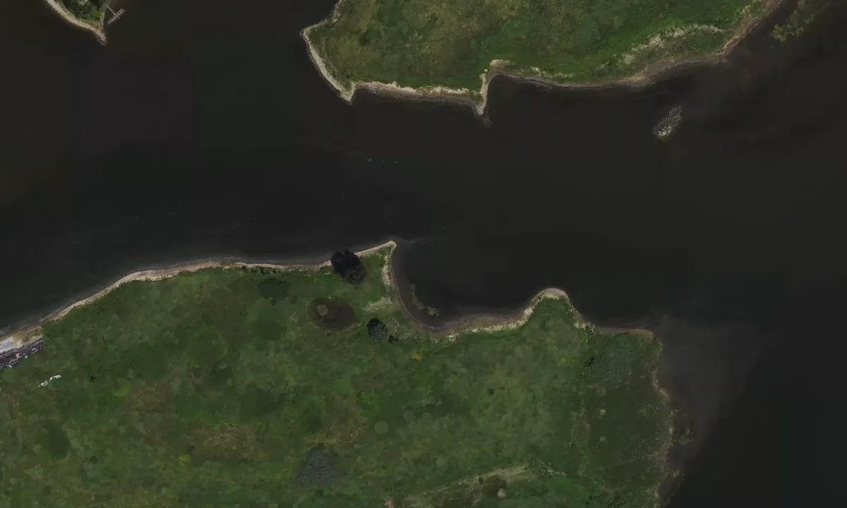 Satelite image of Île à L'Aigle