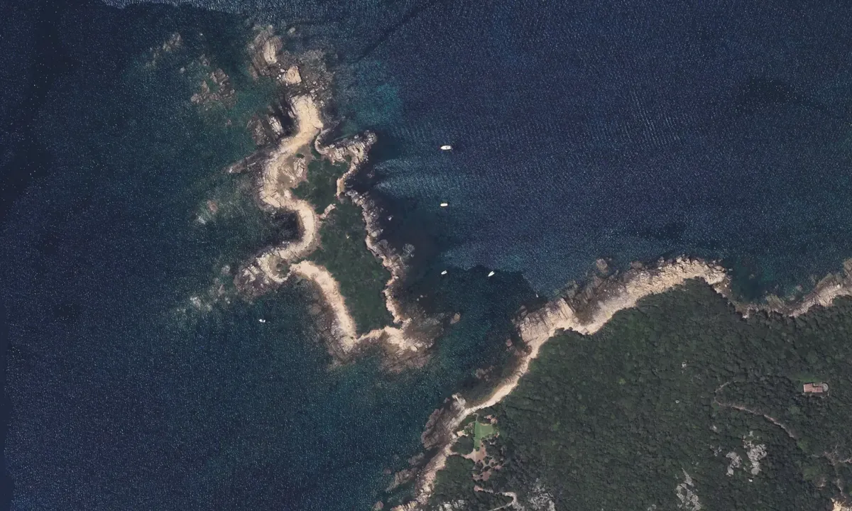 Flyfoto av Île Piana
