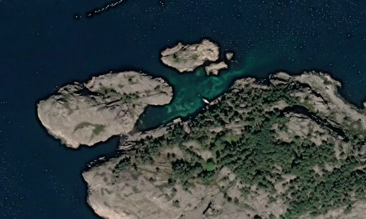 Satelite image of Indre Hellersøya