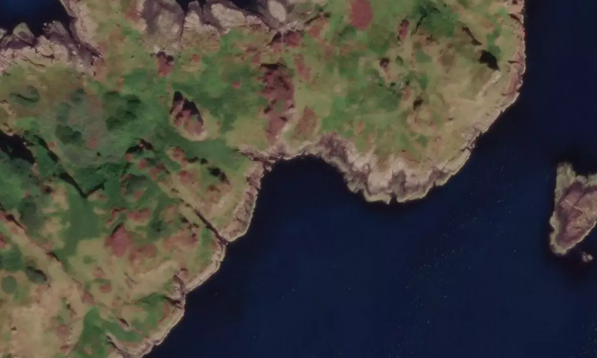 Satelite image of Insh island’s Eastern anchorage