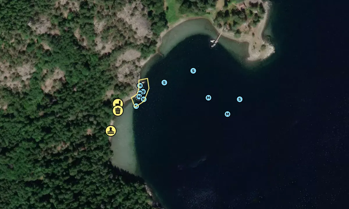 Satelite image of Kalvön