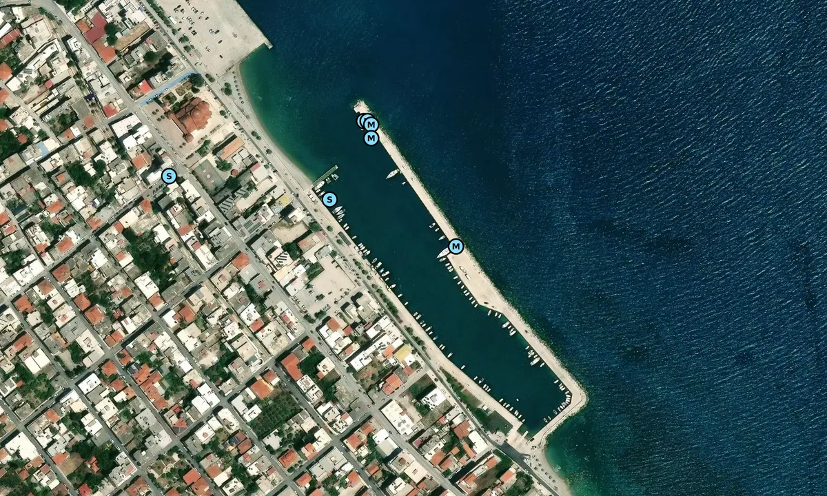 Satelite image of Kiato marina