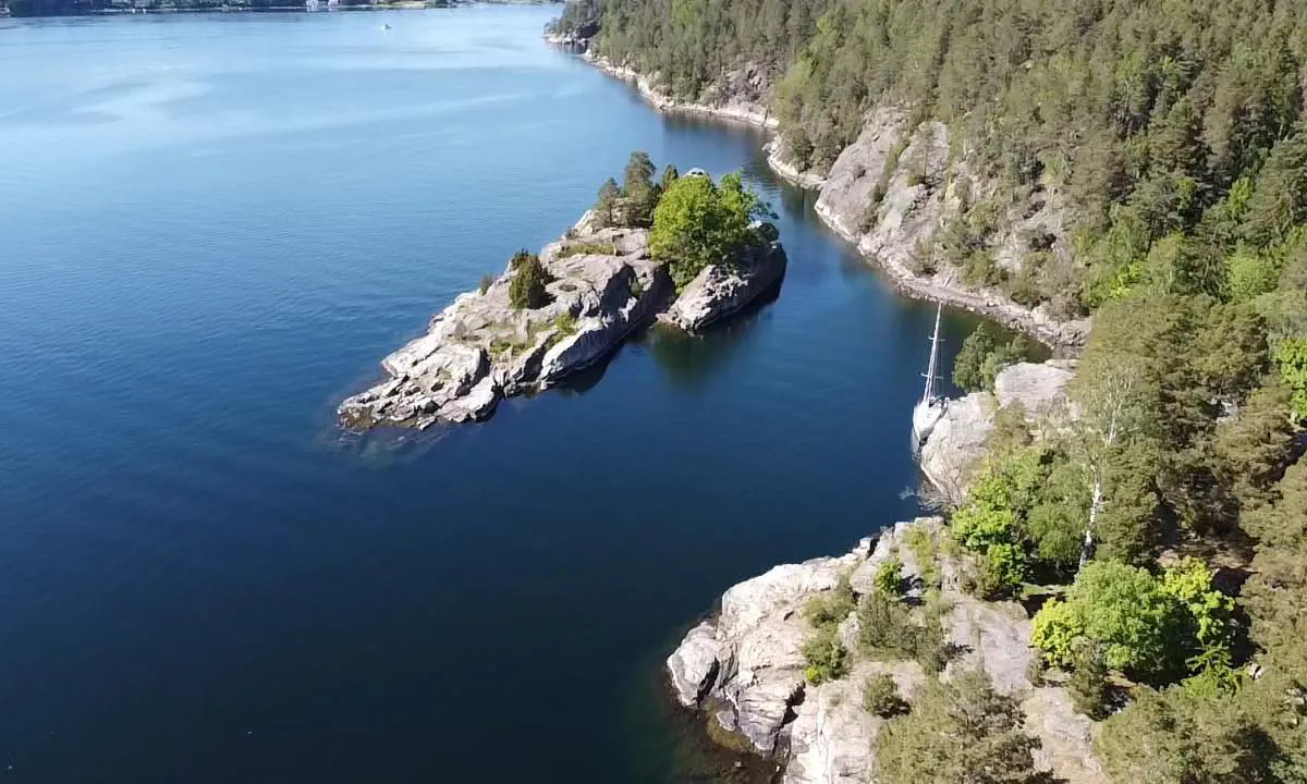 Klauholmen - Pinsehølet