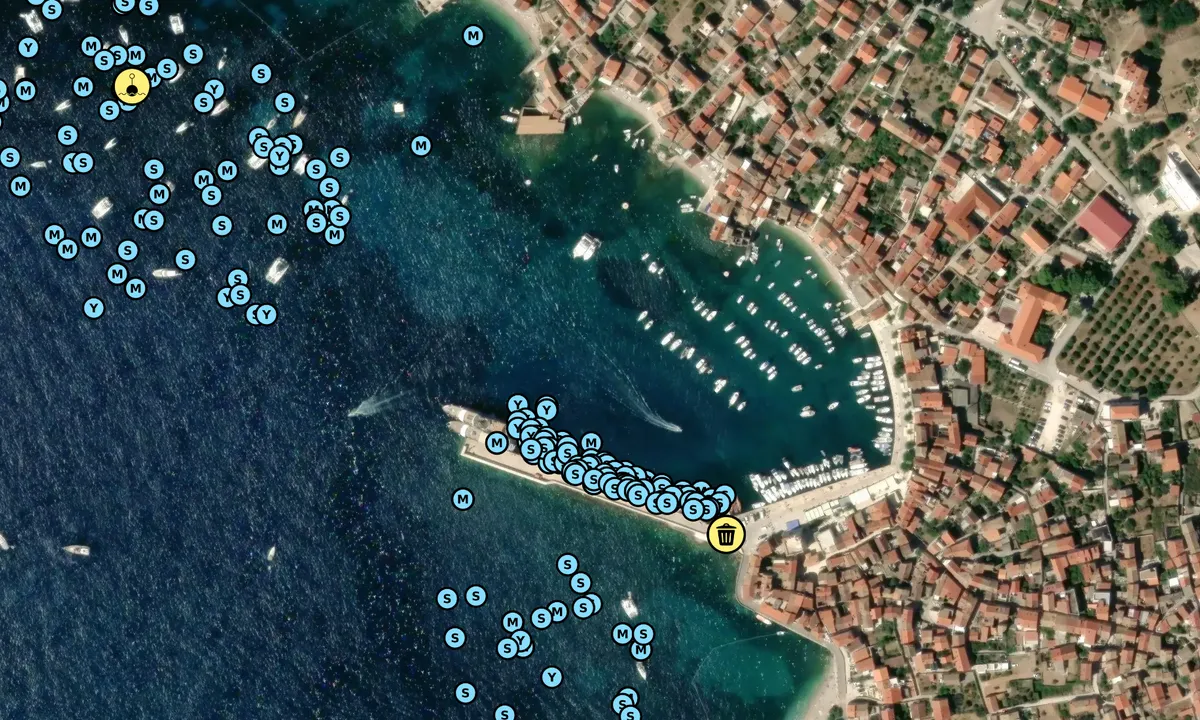 Satelite image of Komiža Town Quay