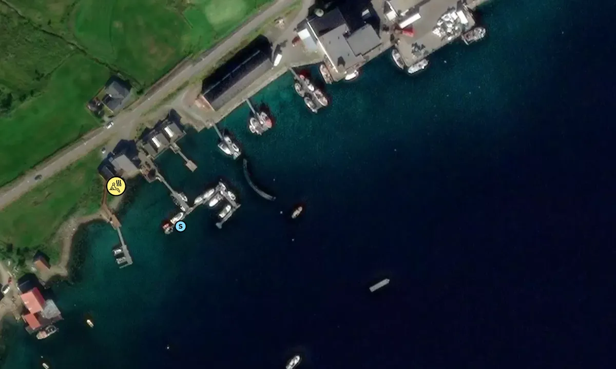 Satelite image of Kvaløyvågen