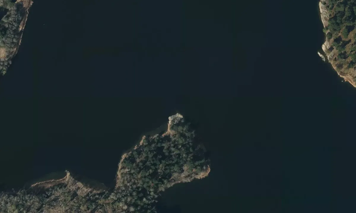 Satelite image of Kyrkviken.