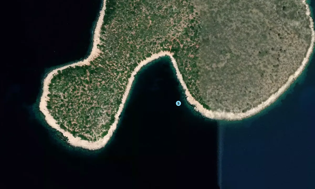 Satelite image of Labrinos