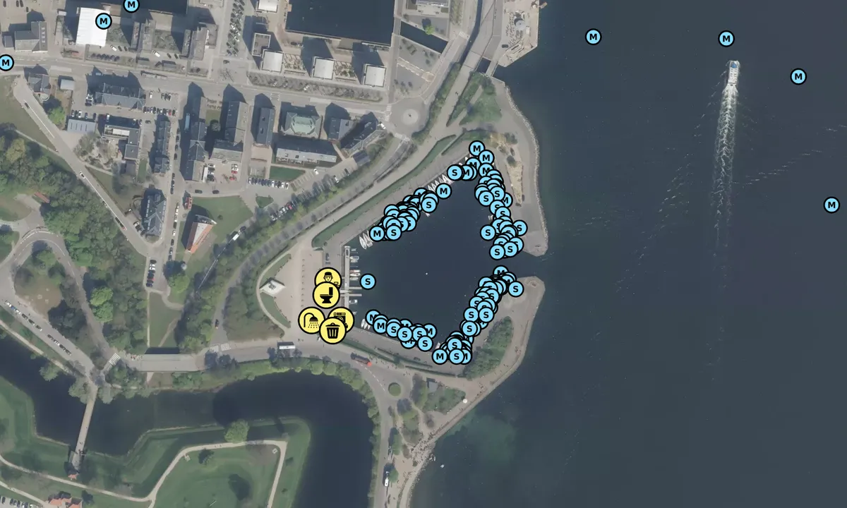 Satelite image of Langelinie Lystbådehavn