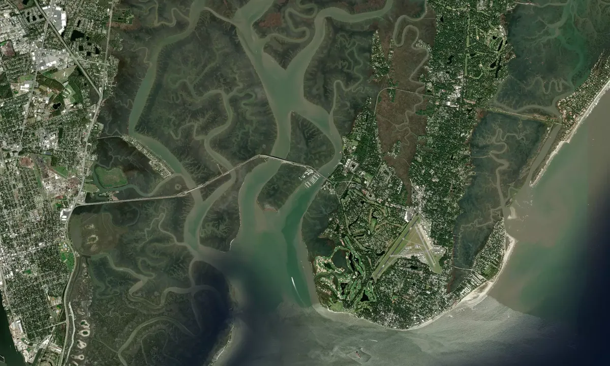 Flyfoto av Lanier Island