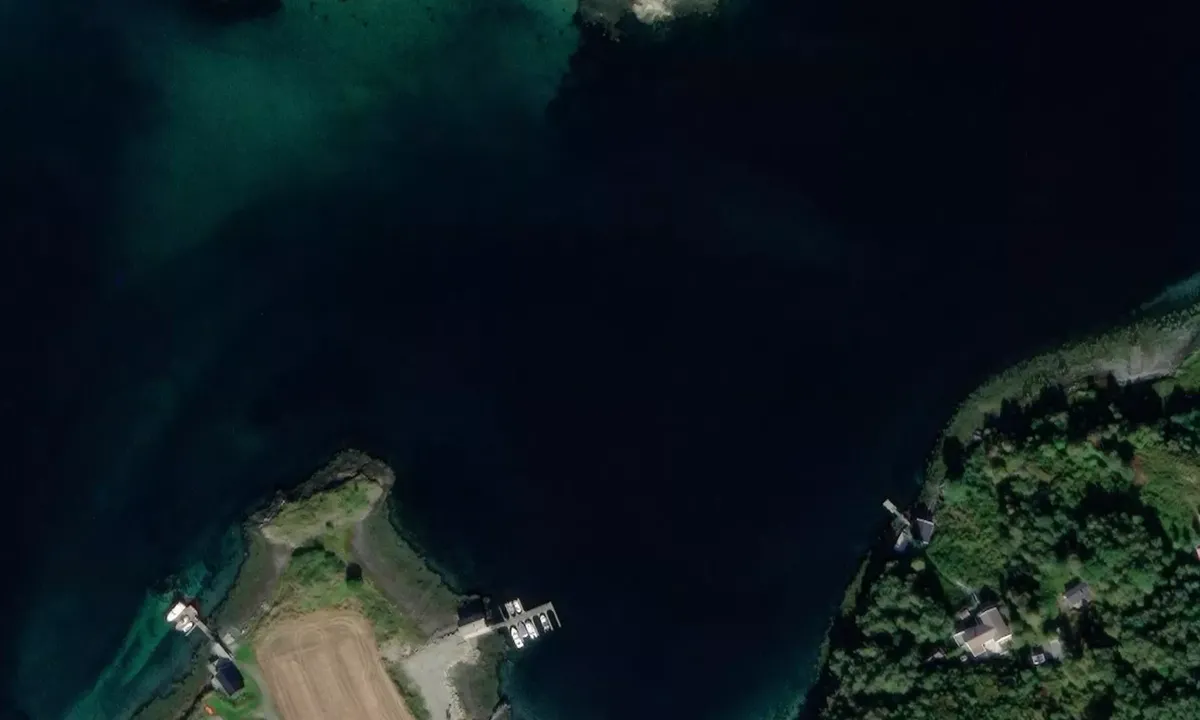 Satelite image of Lestvika