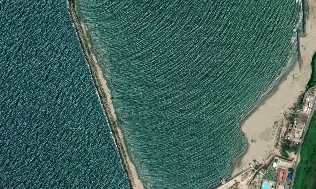 Flyfoto av Lido del Faro