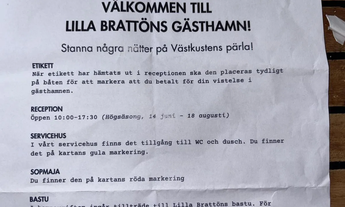 Lilla Brattön: {"base": "se", "no": "Tekst til kartet med fasiliteter.", "se": "Text till kartan med faciliteter.", "en": "Text for the map with facilities.", "da": "Tekst til kortet med faciliteter.", "fr": "Texte pour la carte des installations.", "de": "Text zur Karte mit Einrichtungen.", "es": "Texto para el mapa con instalaciones.", "it": "Testo per la mappa con le strutture.", "pt": "Texto para o mapa com instala\u00e7\u00f5es.", "nl": "Tekst voor de kaart met faciliteiten.", "pl": "Tekst do mapy z udogodnieniami.", "uk": "\u0422\u0435\u043a\u0441\u0442 \u0434\u043e \u043a\u0430\u0440\u0442\u0438 \u0437 \u043c\u043e\u0436\u043b\u0438\u0432\u043e\u0441\u0442\u044f\u043c\u0438.", "ro": "Text pentru harta cu facilit\u0103\u021bi.", "tr": "Haritadaki olanaklar i\u00e7in metin.", "el": "\u039a\u03b5\u03af\u03bc\u03b5\u03bd\u03bf \u03b3\u03b9\u03b1 \u03c4\u03bf\u03bd \u03c7\u03ac\u03c1\u03c4\u03b7 \u03bc\u03b5 \u03c4\u03b9\u03c2 \u03b5\u03b3\u03ba\u03b1\u03c4\u03b1\u03c3\u03c4\u03ac\u03c3\u03b5\u03b9\u03c2.", "cs": "Text k map\u011b s vybaven\u00edm.", "hu": "Sz\u00f6veg a l\u00e9tes\u00edtm\u00e9nyek t\u00e9rk\u00e9p\u00e9hez.", "fi": "Teksti palvelukartan kanssa.", "bg": "\u0422\u0435\u043a\u0441\u0442 \u0437\u0430 \u043a\u0430\u0440\u0442\u0430\u0442\u0430 \u0441 \u0443\u0434\u043e\u0431\u0441\u0442\u0432\u0430.", "sr": "\u0422\u0435\u043a\u0441\u0442 \u0437\u0430 \u043a\u0430\u0440\u0442\u0443 \u0441\u0430 \u043e\u0431\u0458\u0435\u043a\u0442\u0438\u043c\u0430.", "et": "Tekst kaardile rajatiste kohta.", "lv": "Teksts kartei ar iesp\u0113j\u0101m.", "lt": "Tekstas su pramog\u0173 \u017eem\u0117lapiu."}