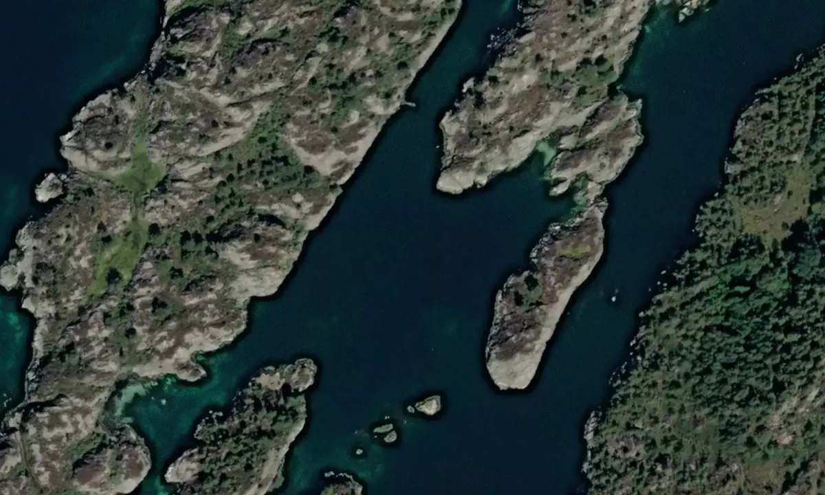 Satelite image of Lindøya