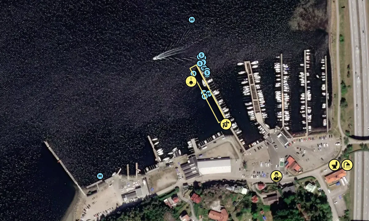 Satelite image of Ljungskile - Båtklubben