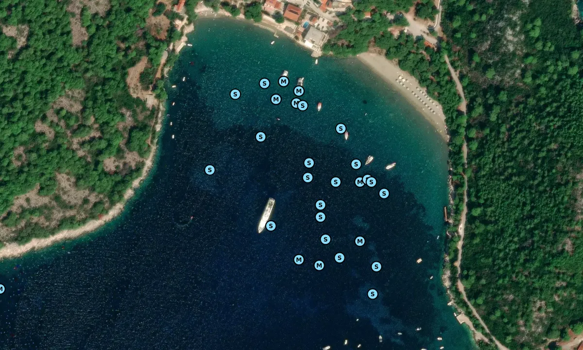 Satelite image of Luka Saplunara