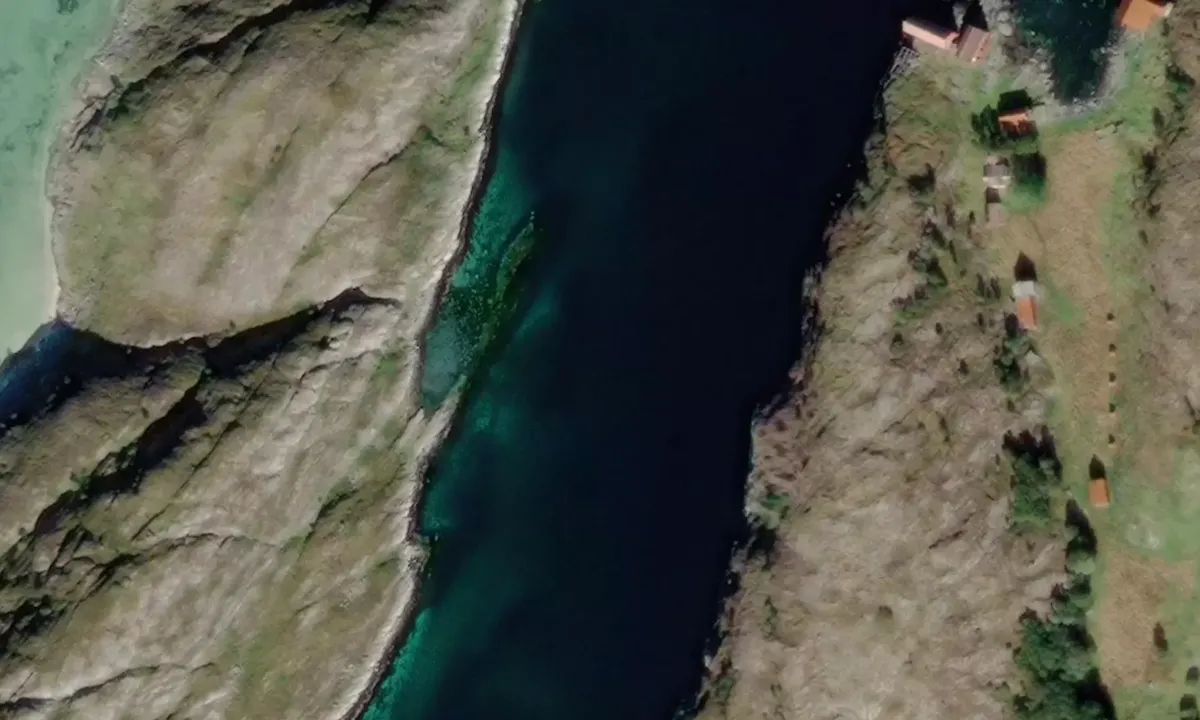 Satelite image of Lyngværsund