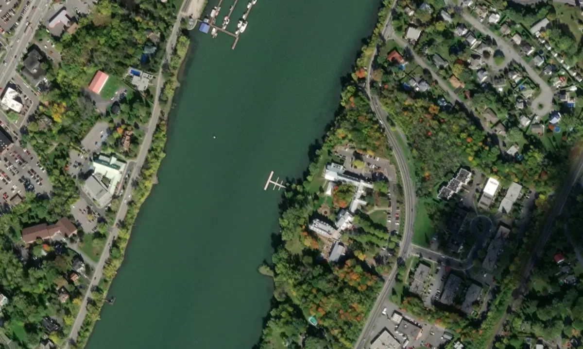 Flyfoto av Manoir Rouville Campbell