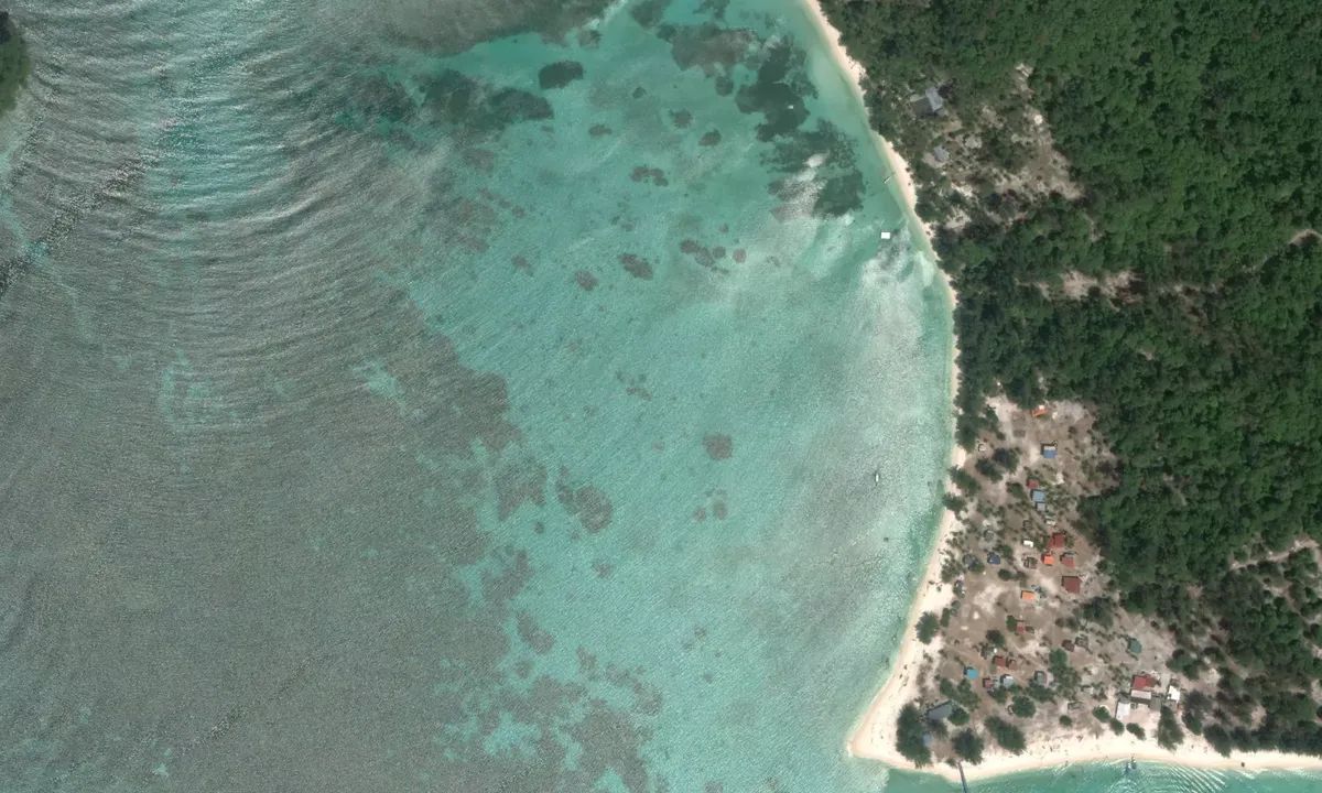 Flyfoto av Mantanani Besar North West