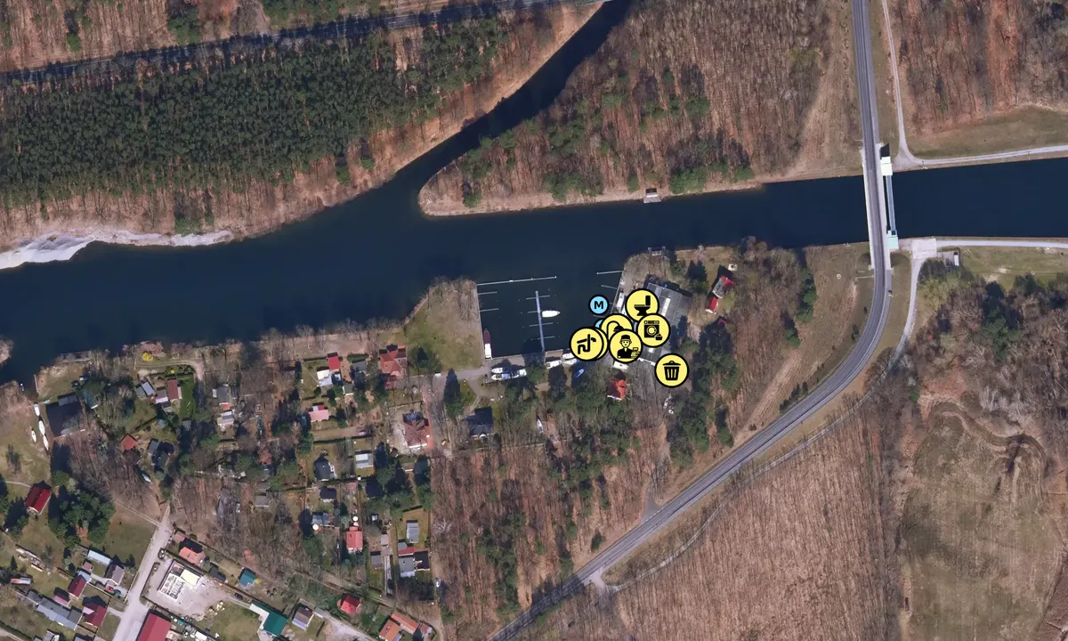 Satelite image of Marienhafen am werbeliner Kreuz