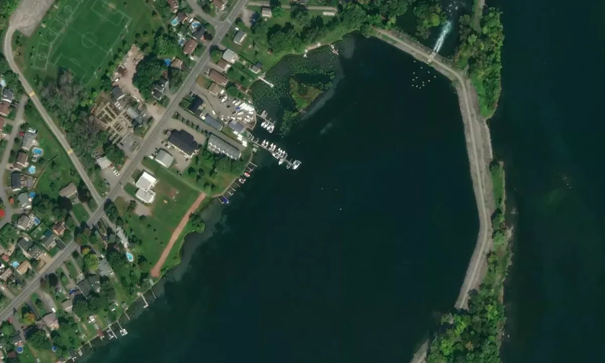 Satelite image of Marina Coteau du Lac