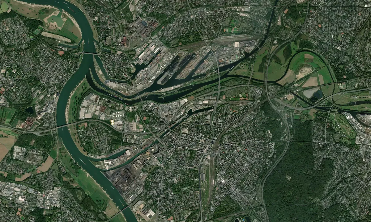 Flyfoto av Marina Duisburg 1