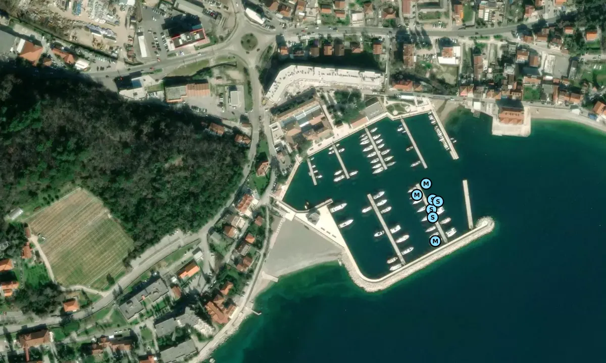Satelite image of Marina Lazure