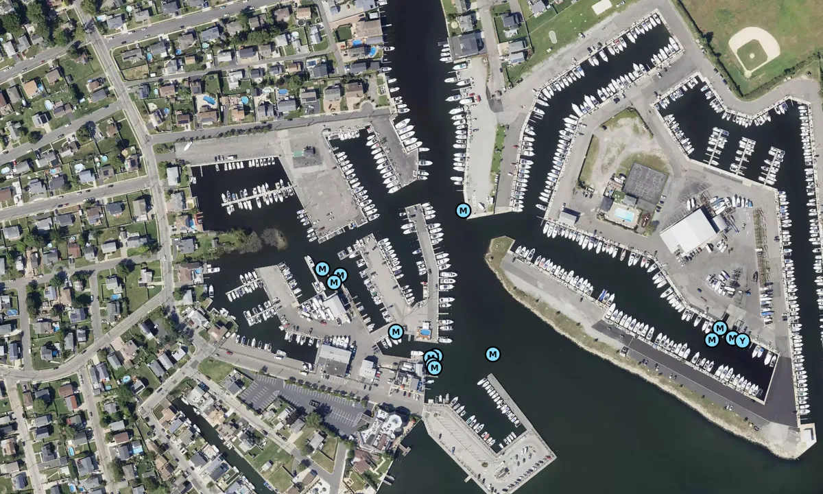 Satelite image of MarineMax Lindenhurst Marina and Yacht Center