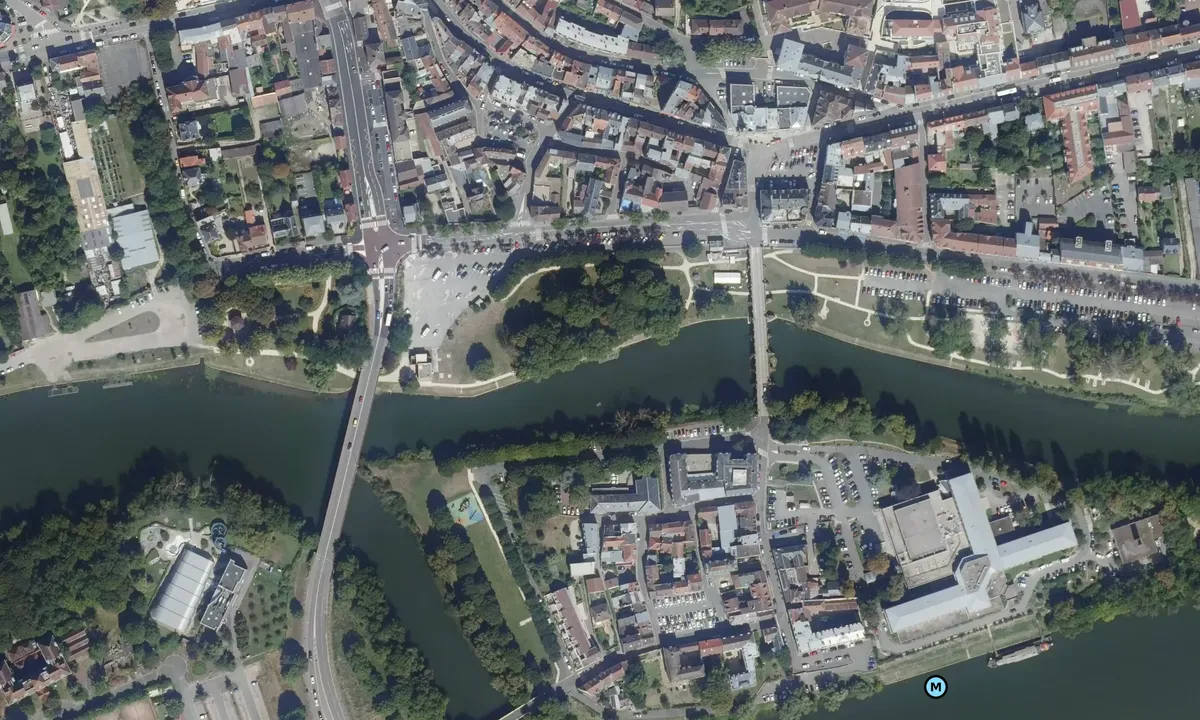 Satelite image of Meulan Halte de Plaisance