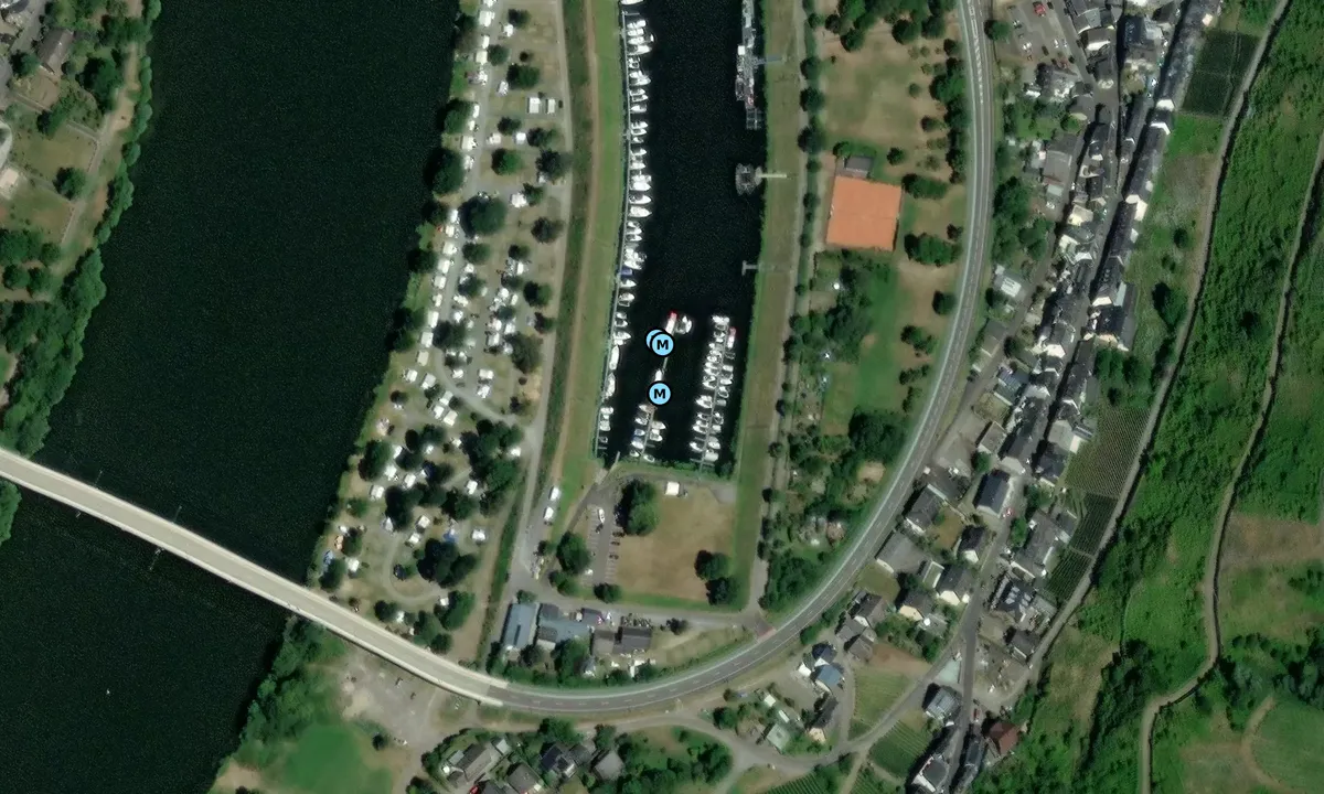 Satelite image of Mosel hafen senheim