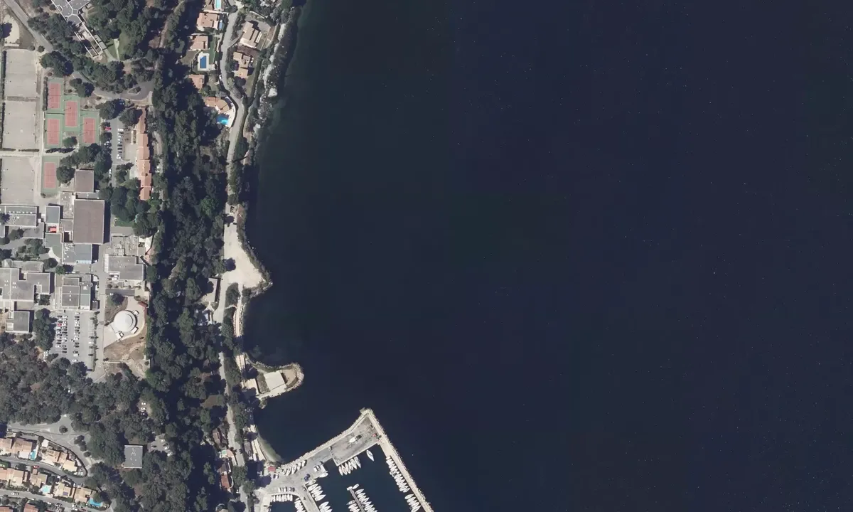 Satelite image of Mouillage Port De Ville De Istres