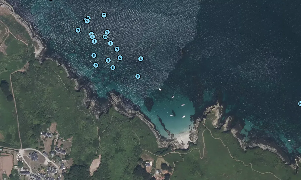Satelite image of Mouillage sur sable 2