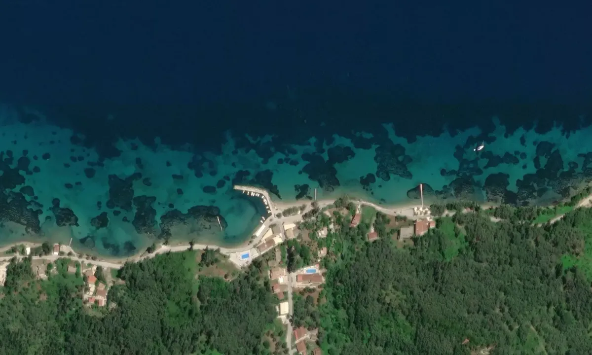 Flyfoto av Mpoukari